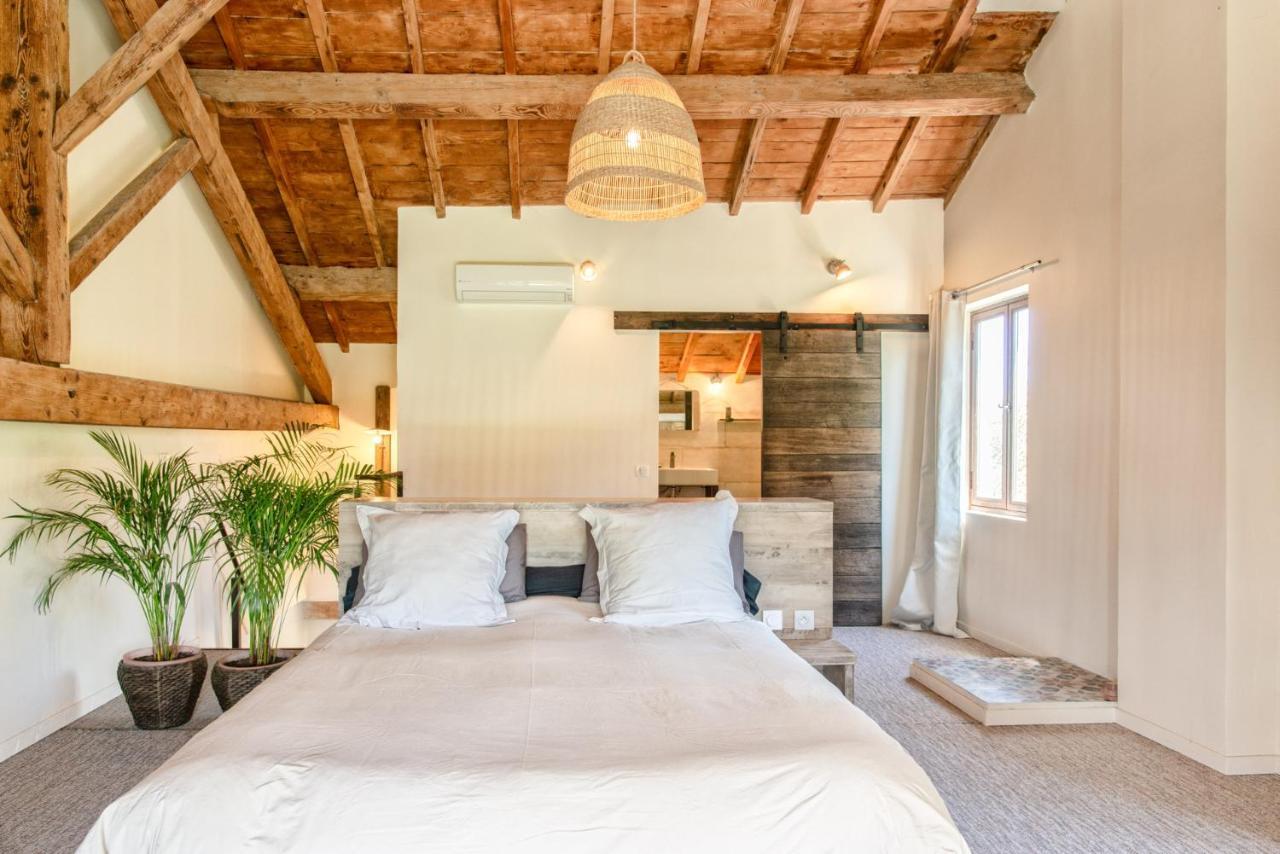 Mas De Bouvet En Camargue Bed and Breakfast Albaron Eksteriør billede